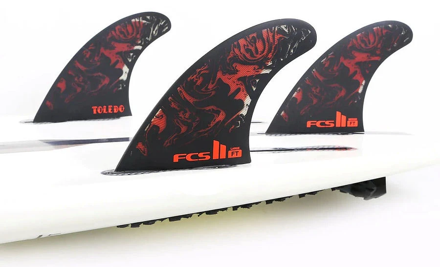 FCS II Filipe Toledo PC Athlete Series Accelerator Tri Fins Black Red 3 FCS II Filipe Toledo PC Athlete Series Accelerator Tri Fins Black Red - Image 3